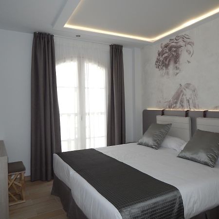 Hostal Boutique Dona Carmen - Adults Recommended 네르하 외부 사진